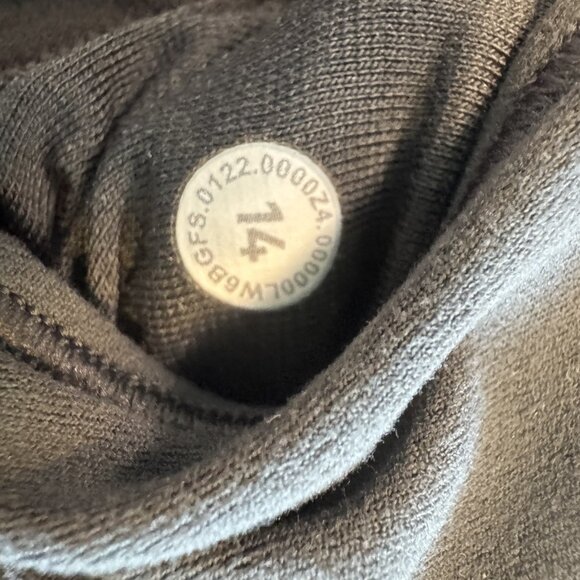 Lululemon Size 14 Women's High-Waisted Gray Athletic Leggings - Moisture-Wicking - Picture 3 of 5